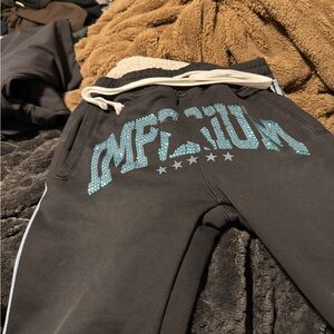 IMPFLIUM Black Joggers